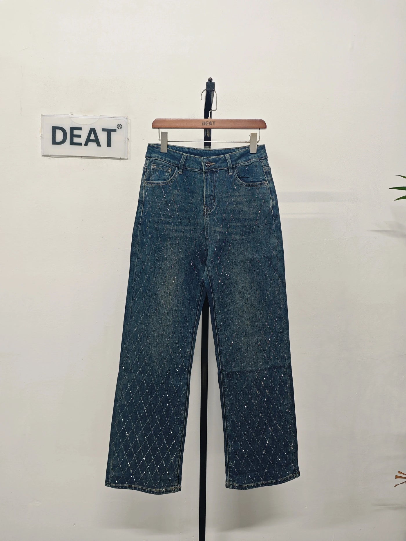 Vesper™ – Asymmetrische Karo-Denim-Hose