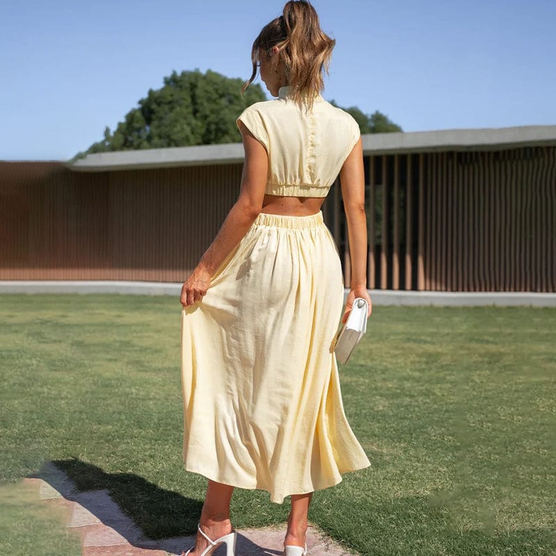 Klara | Plissiertes Kleid mit hohem Kragen